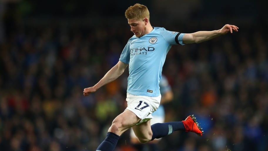 跋涉近18小时，15岁小球迷在球场外山上直播解说解放者杯决赛