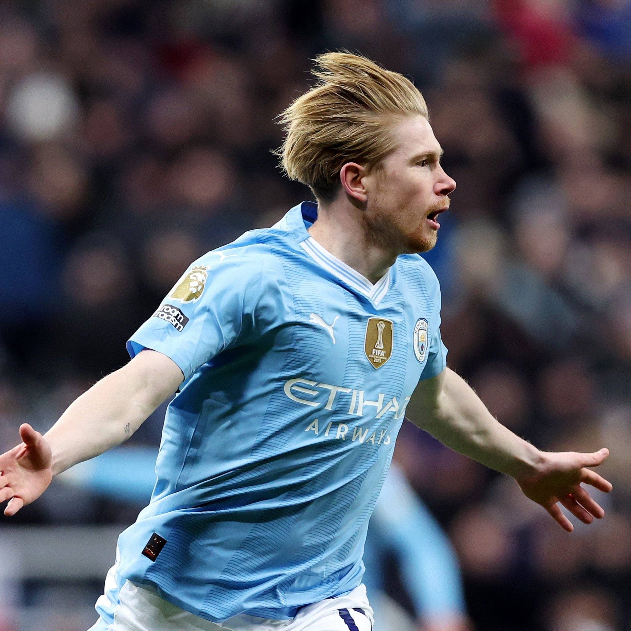 法国客战阿塞拜疆：埃基蒂克、恩昆库首发，舍瓦利耶出战